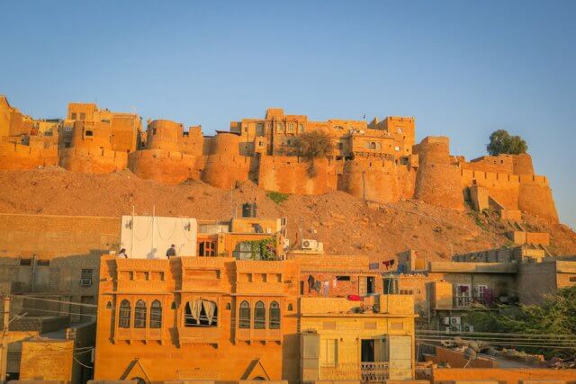 Rajasthan Rundreise Jaisalmer Hotel Shahi Palace Dachterrasse Sonnenuntergang