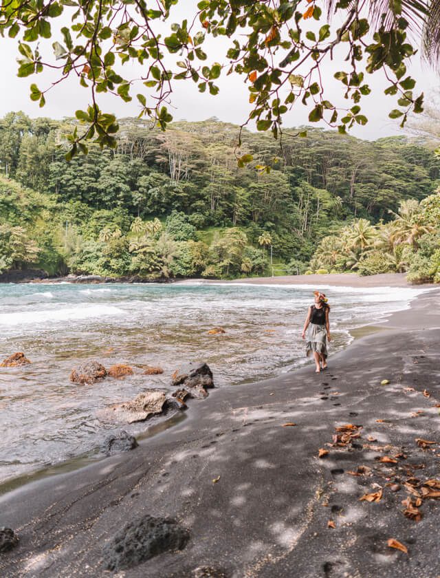 Tahiti Urlaub Arahoho Blowhole Strand
