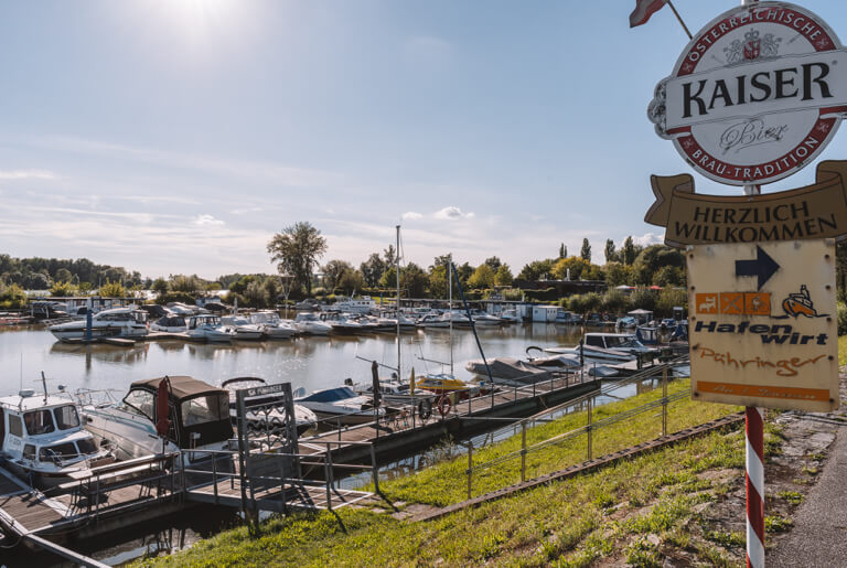 Au an der Donau Hafen