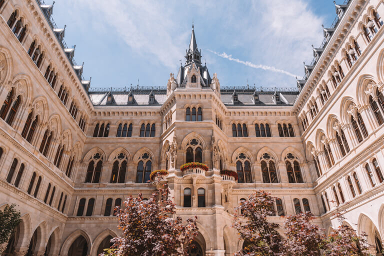 Wien Sehenswuerdigkeiten Rathaus-2