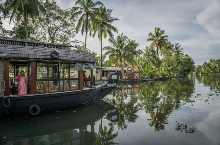 Indien Sehenswuerdigkeiten Kerala Backwaters Boot Tour