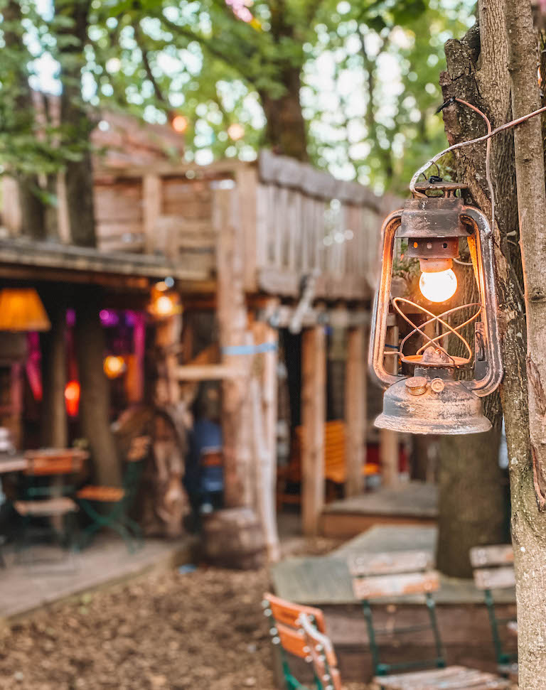 Biergarten Alte Utting Muenchen