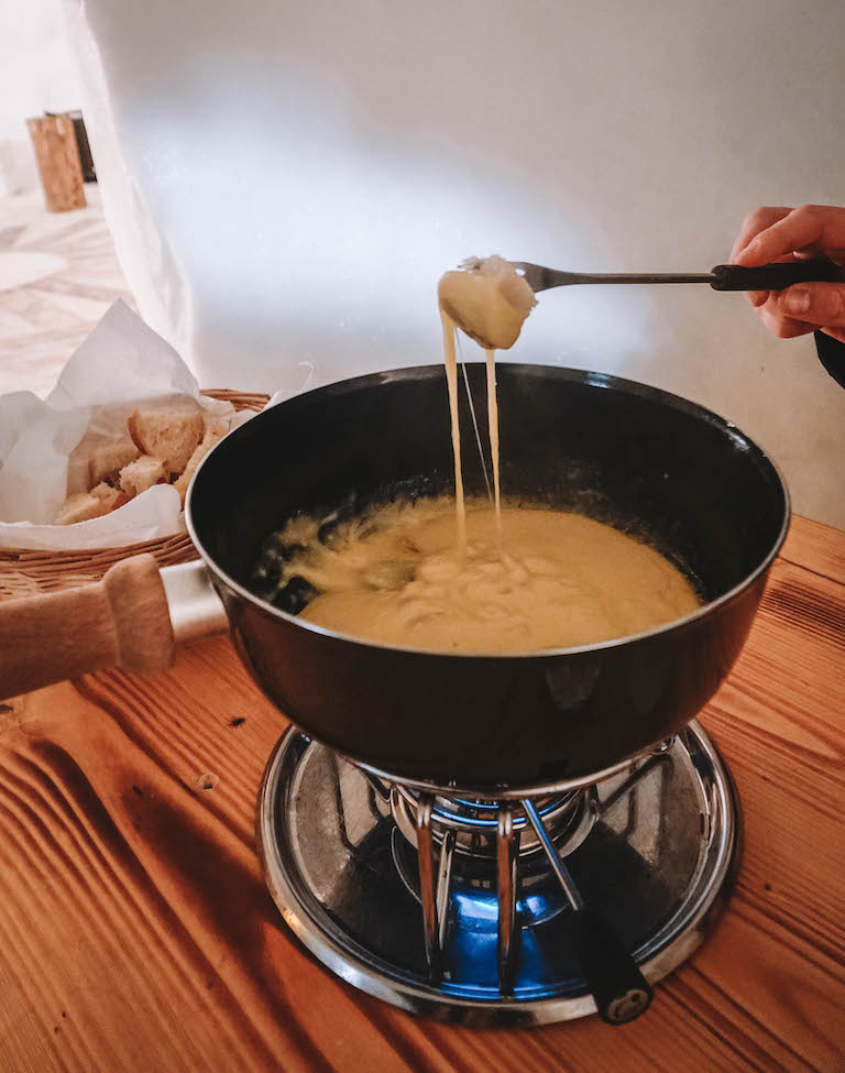 Fondue Iglu Hotel