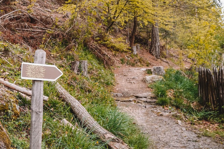 Lana Suedtirol Kastanienwanderweg