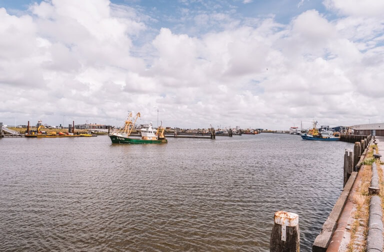 Friesland-Niederlande-Lauwersoog-Hafen-Wattenmeer