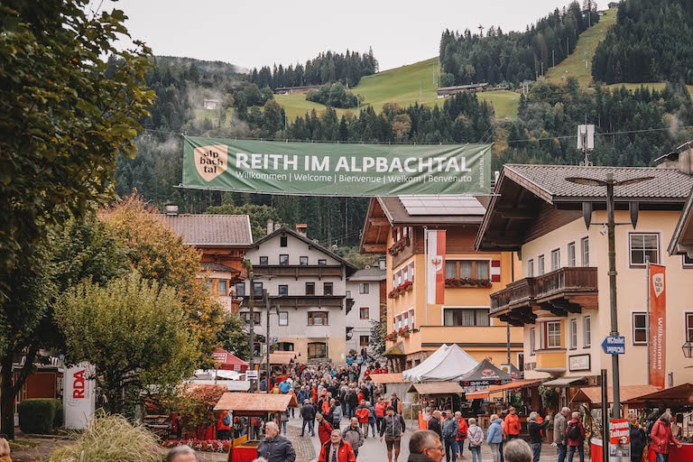 Almabtrieb Reith im Alpbachtal Tirol