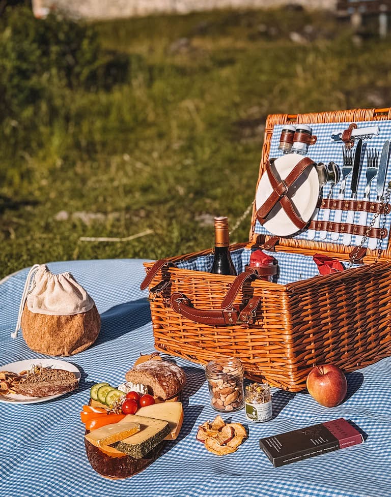 Picknick Kronburg Tirol