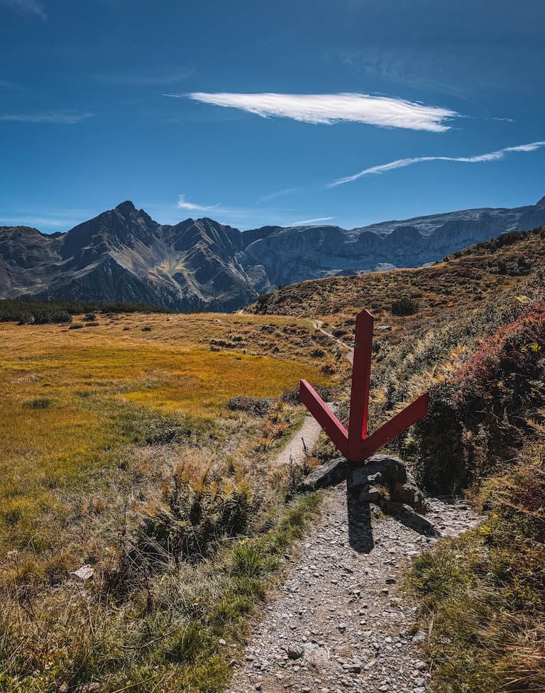 Kunst Gauertaler Alpkultour Wanderung