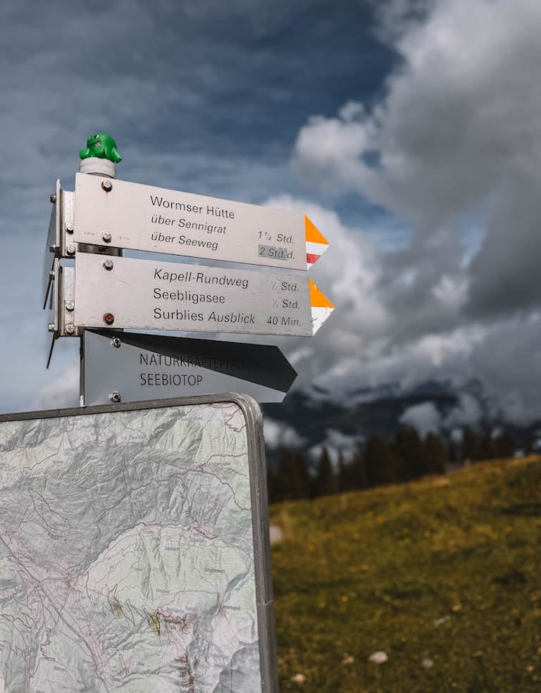 Wanderung Schild Seetalweg Hochjoch
